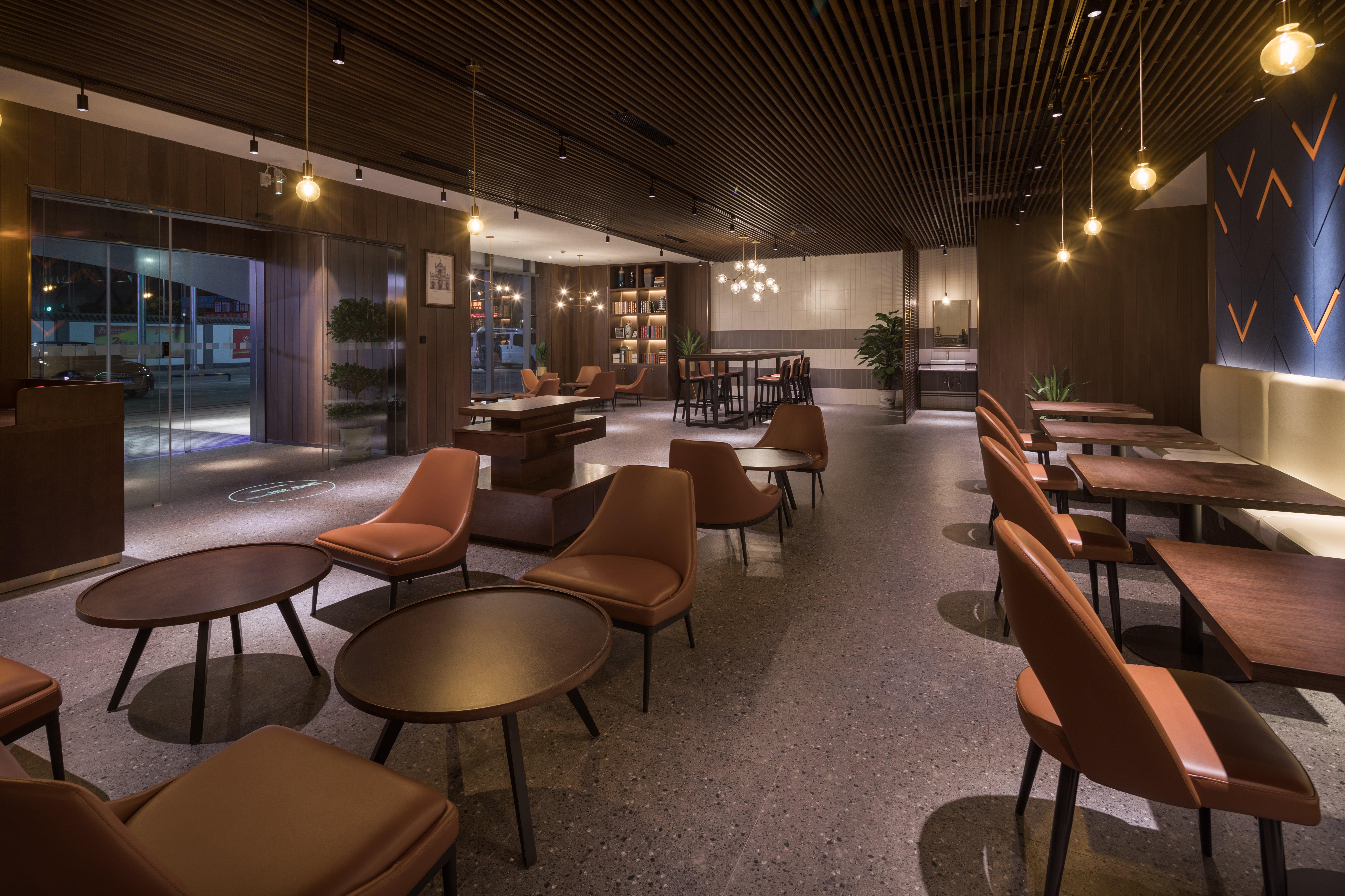 Holiday Inn Express Nanchang West Station By Ihg Exteriör bild